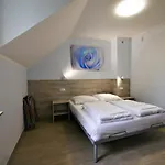 Szafir Nad Morzem W Sianozetach